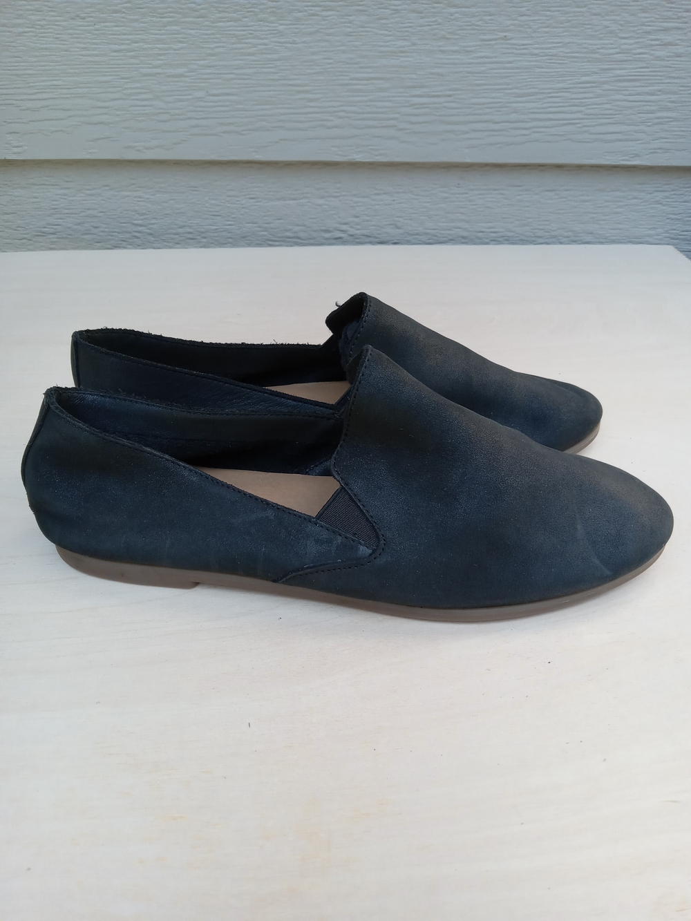 Lucky Brand Classic Black Women's Slip-On Flat Suede Loafers Size 8/8.5